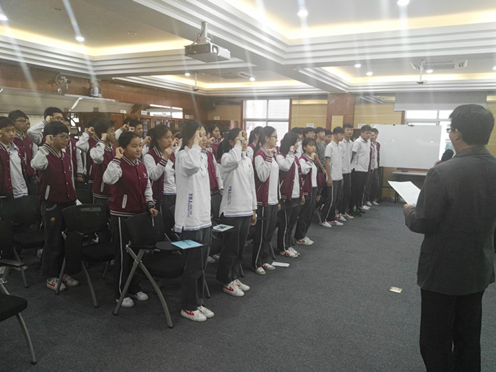 挖潛大會挖潛力，備戰(zhàn)中考備戰(zhàn)忙 ——龍華中英文實驗學(xué)校開展“備戰(zhàn)中考，挖掘潛力”主題備考活動 