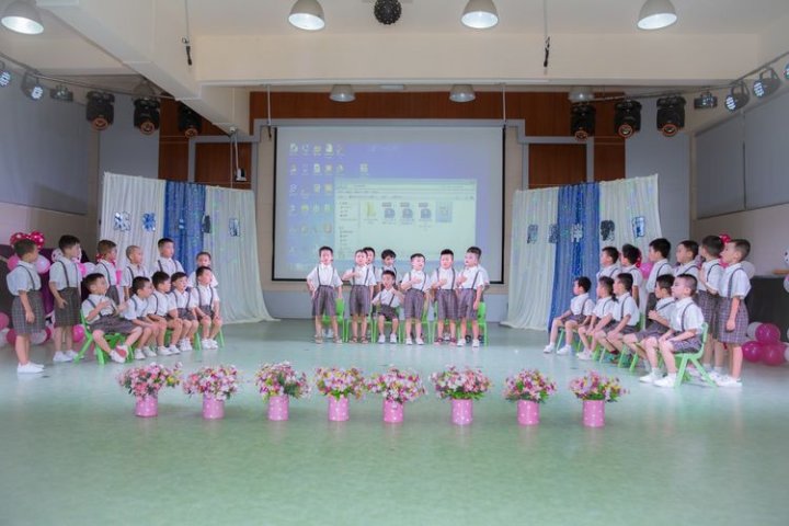 濃濃二幼情，師恩伴我行！—公明二幼大班畢業(yè)典禮！