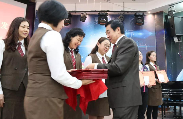 美好教育開新局，競創(chuàng)一流再出發(fā)——龍華中英文開學(xué)準備工作緊鑼密鼓