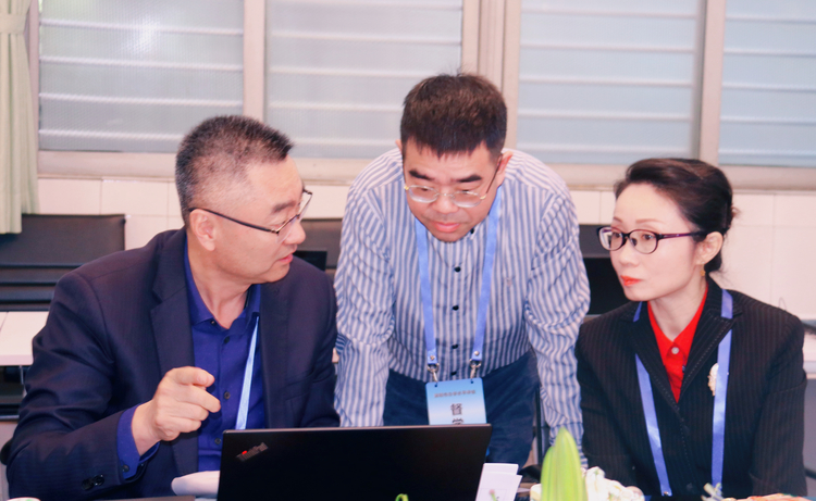 美好學(xué)校|接受辦學(xué)評(píng)估，促進(jìn)優(yōu)質(zhì)發(fā)展